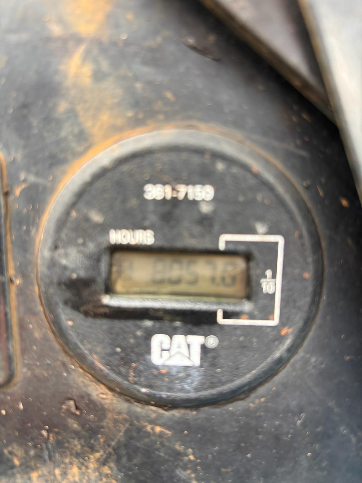 Caterpillar AP300D (4)