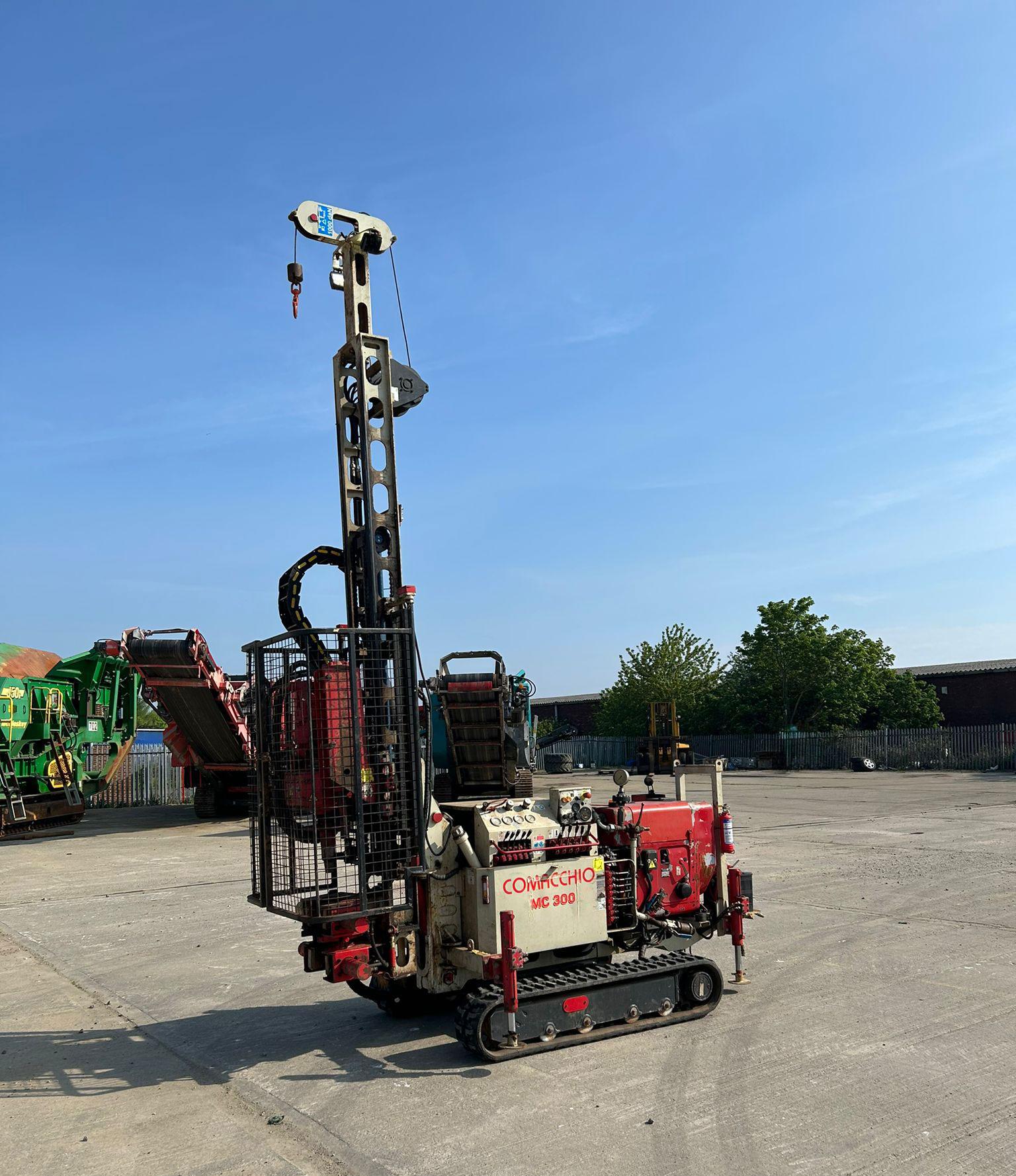 Comacchio MC 300 (1)