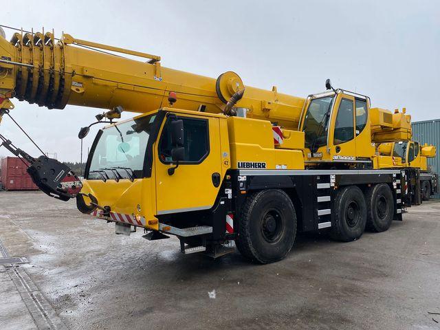 Liebherr LTM 1060-3.1 (1)