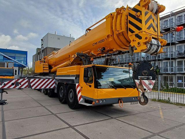 Liebherr LTM 1400-7.1 (2)