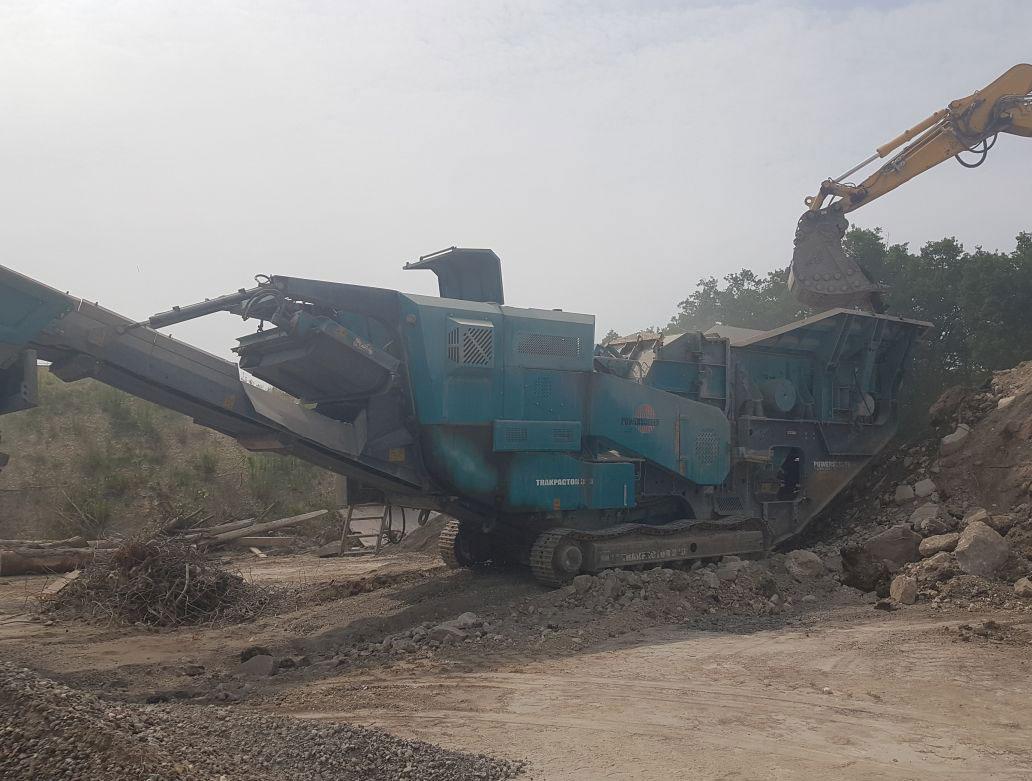 Powerscreen Trakpactor 320 (3)
