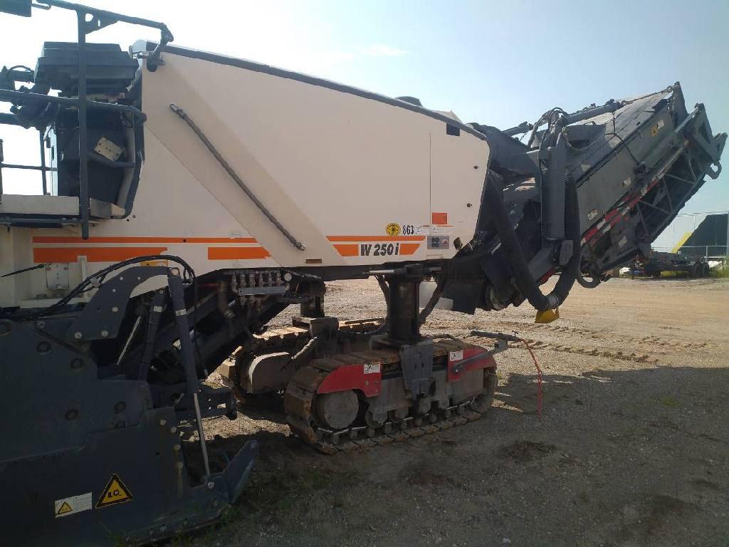 Wirtgen W 250 i (5)